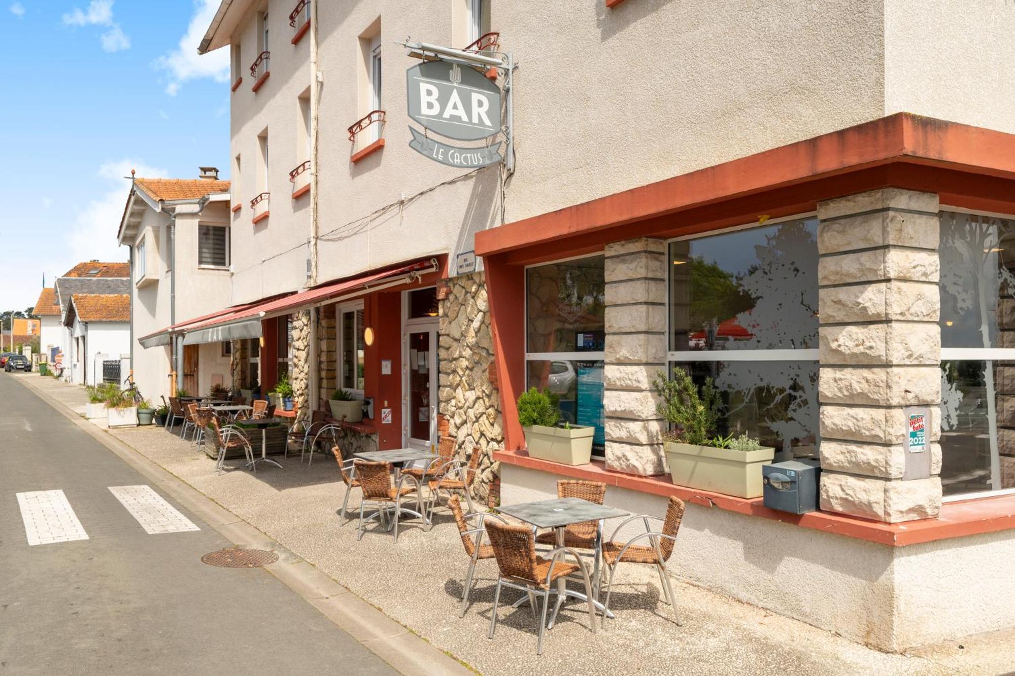 Hotel Les Pins سان تروجان لو بين المظهر الخارجي الصورة